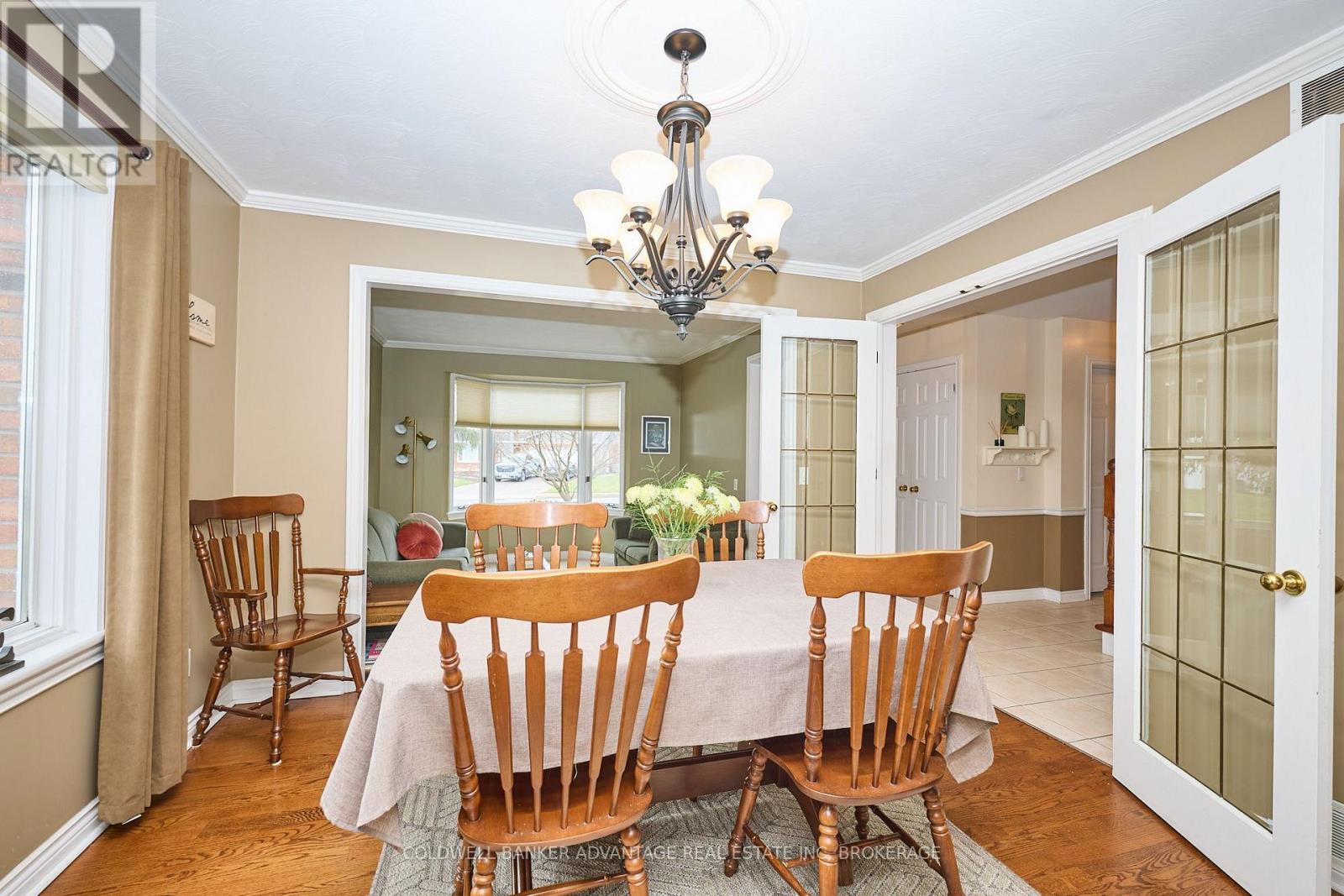 28 DIXON CRESCENT - 10
