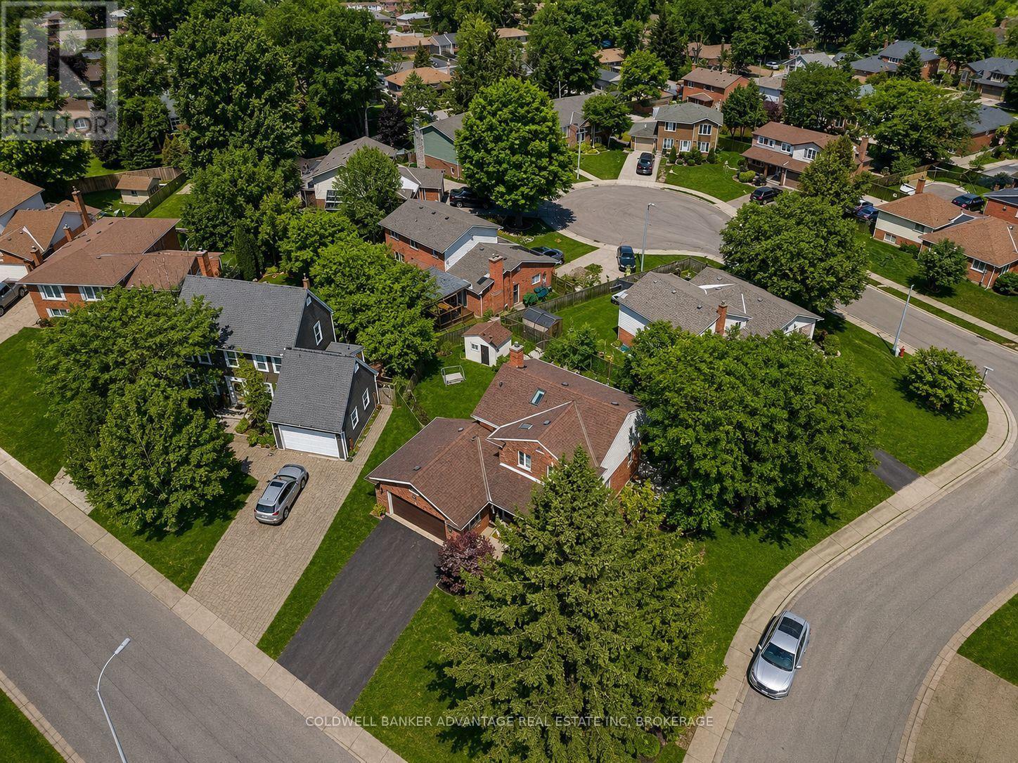28 DIXON CRESCENT - Image 3