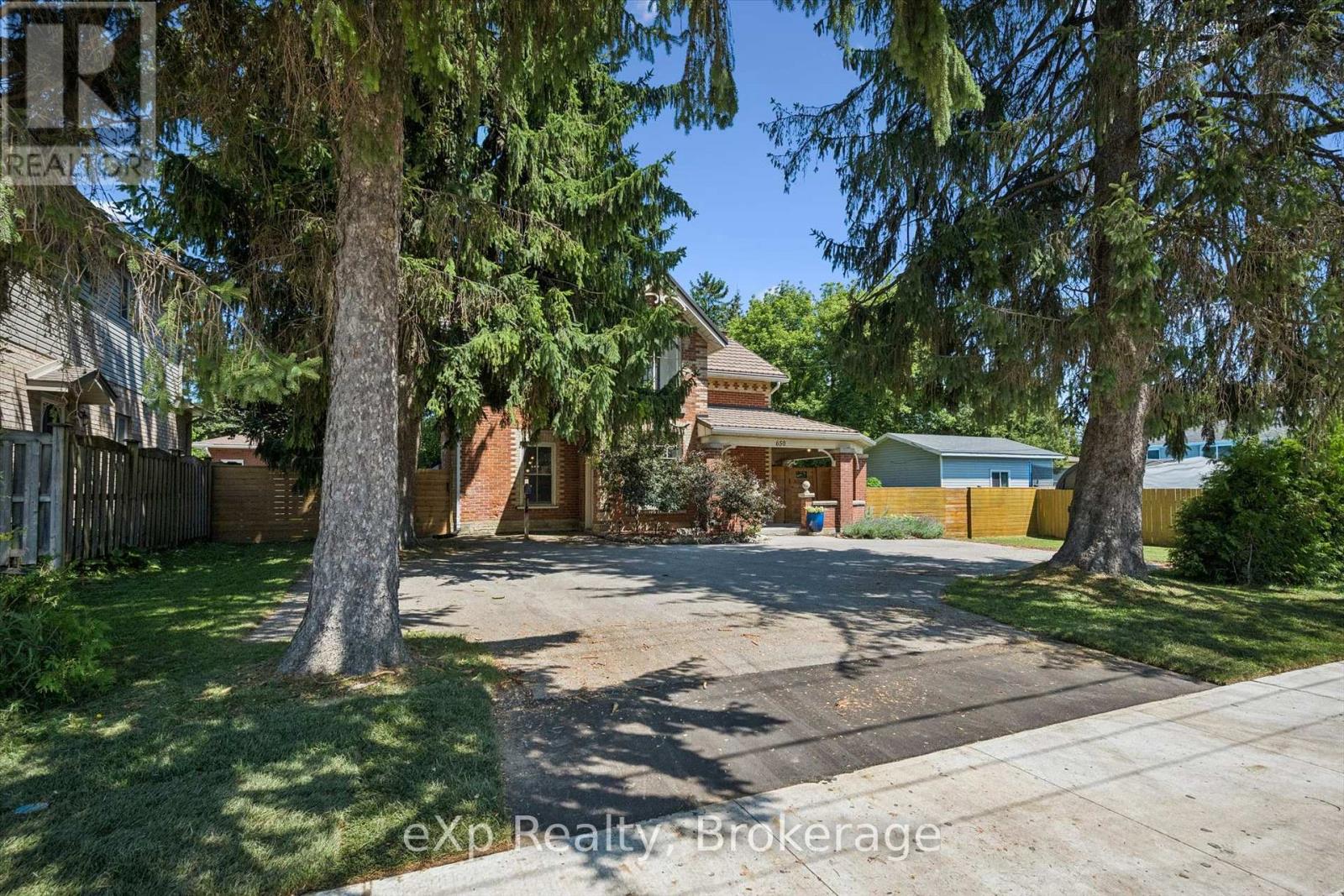 650 ST DAVID ST, NORTH ROAD - 2