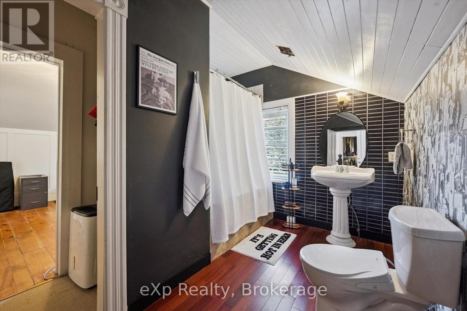 650 ST DAVID ST, NORTH ROAD - Image 32
