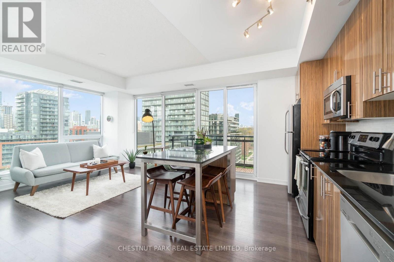 #1009 225 SACKVILLE STREET - 5