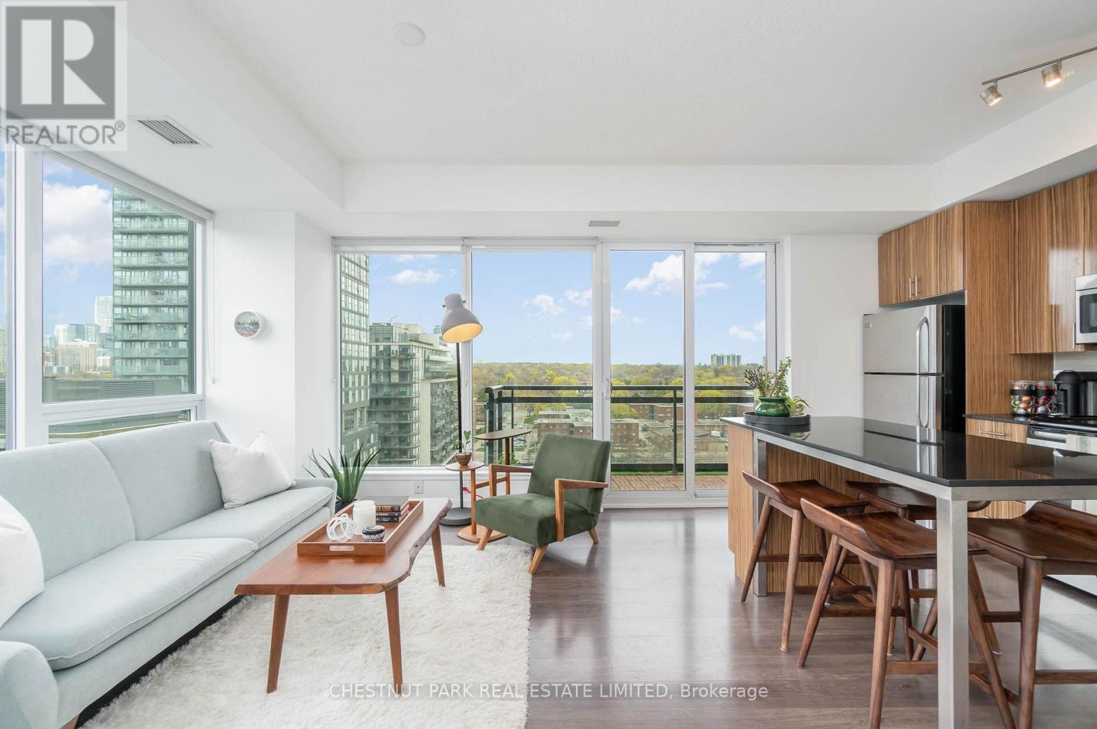 #1009 225 SACKVILLE STREET - 6