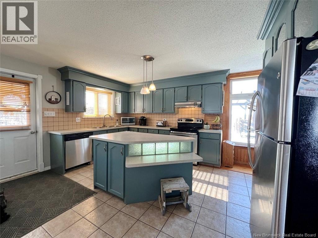 16 Des Érables Avenue - 2