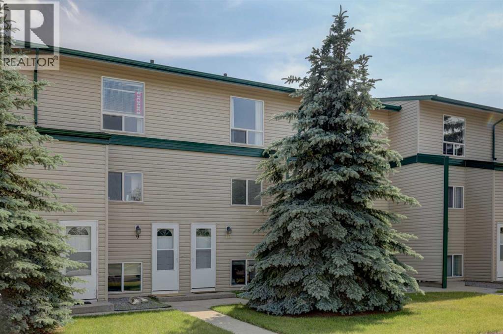 707 Westmount Drive - Photo 18