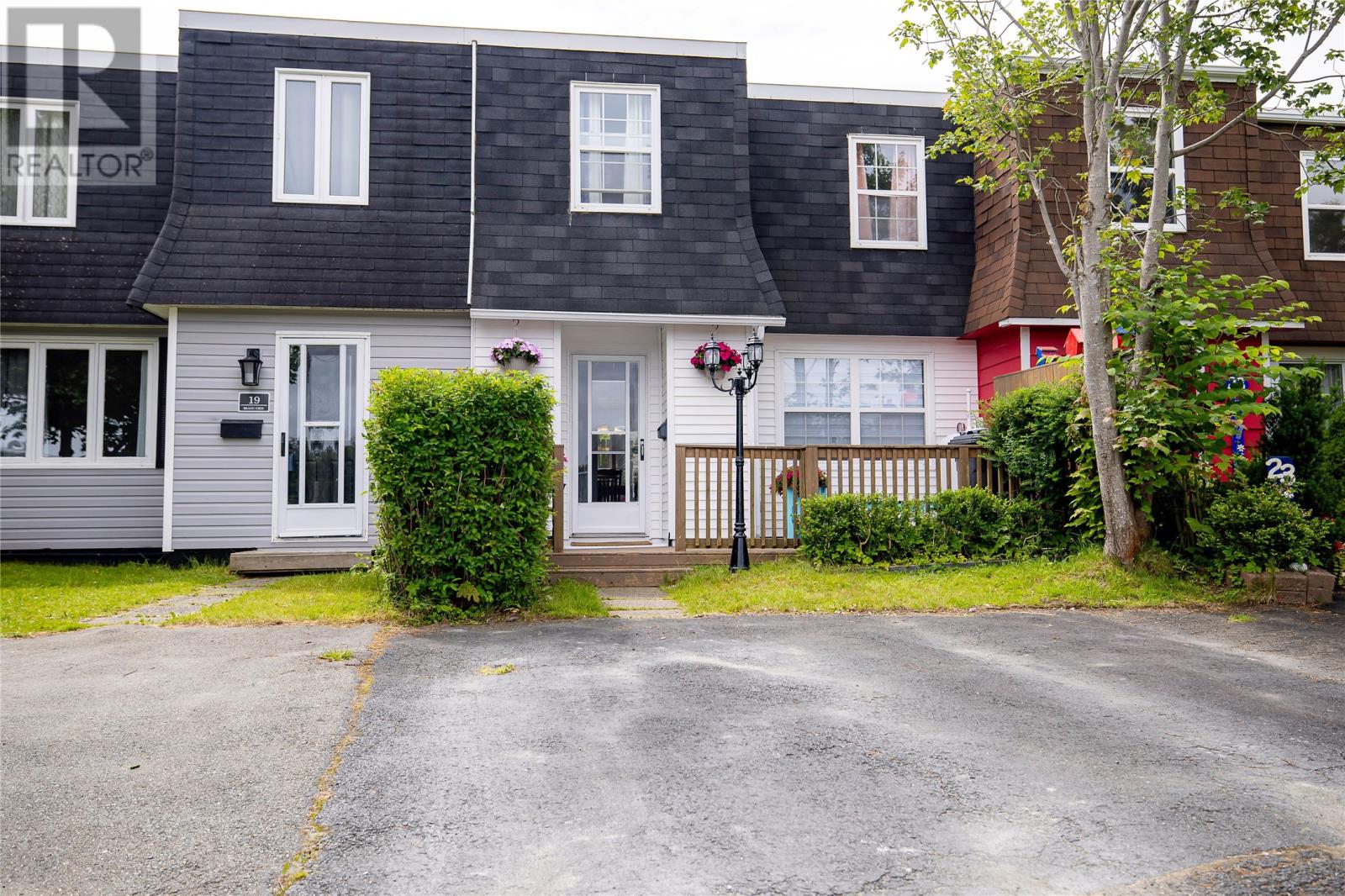 21 Bragg Crescent