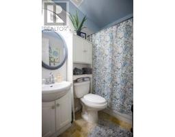21 Bragg Crescent thumbnail 12