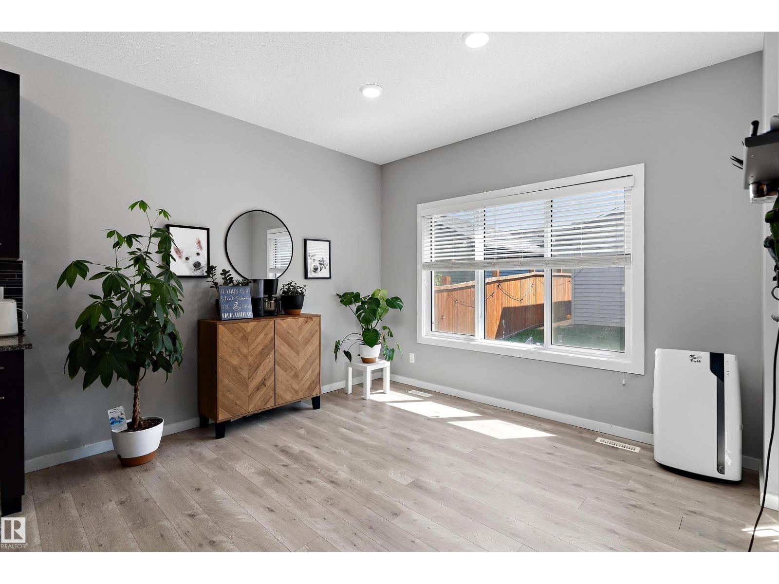 15927 13 AV SW - 11