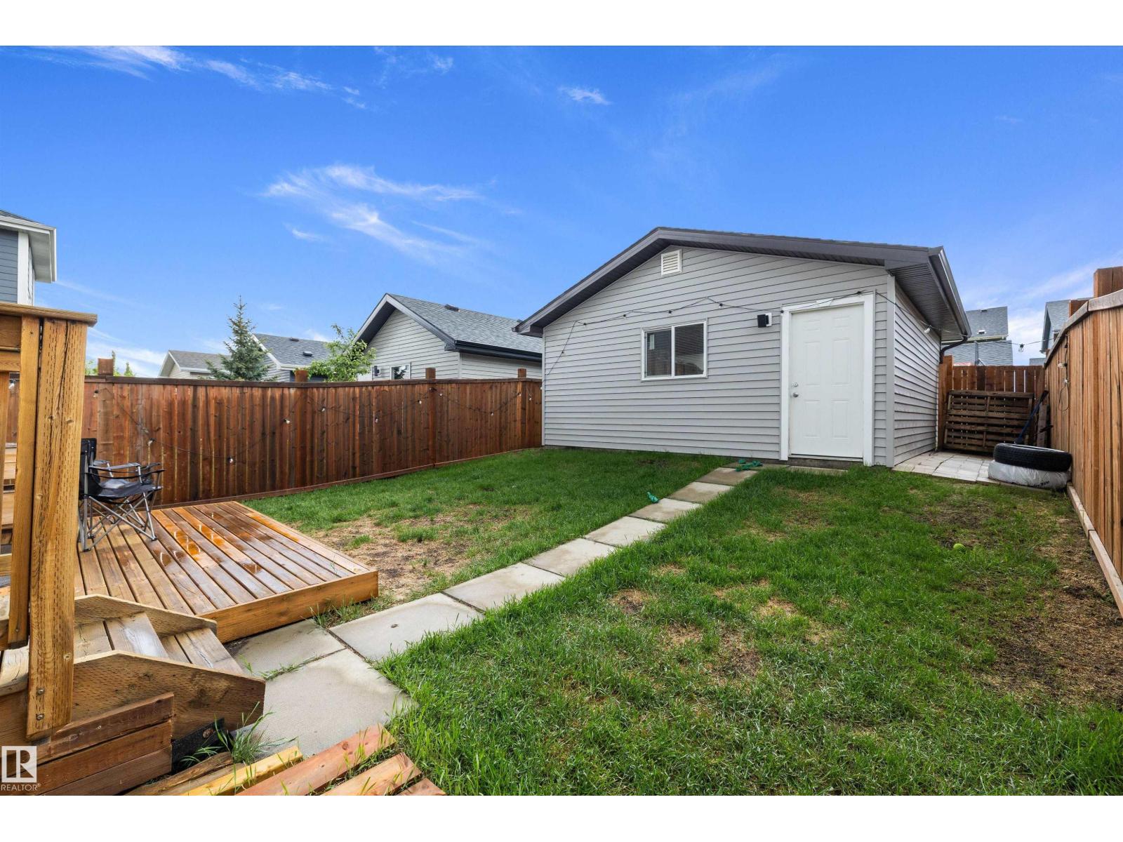 15927 13 AV SW - Image 29