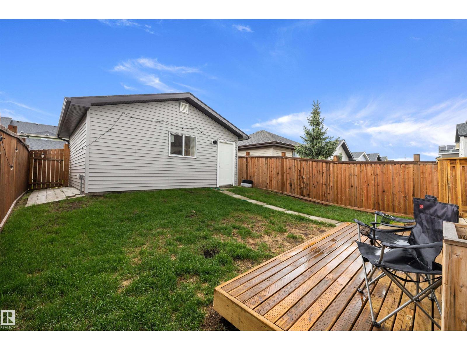15927 13 AV SW - Image 30