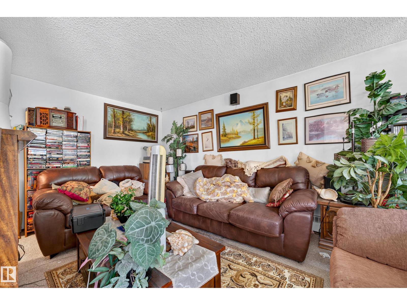 #206 10842 107 ST NW - 11