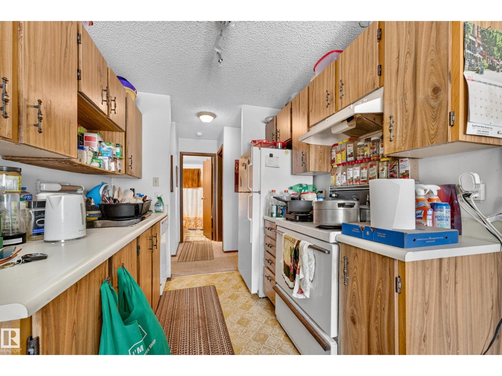 #206 10842 107 ST NW - 8