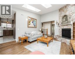 12461 205 Street, Maple Ridge, BC V2X0B1 Photo 17