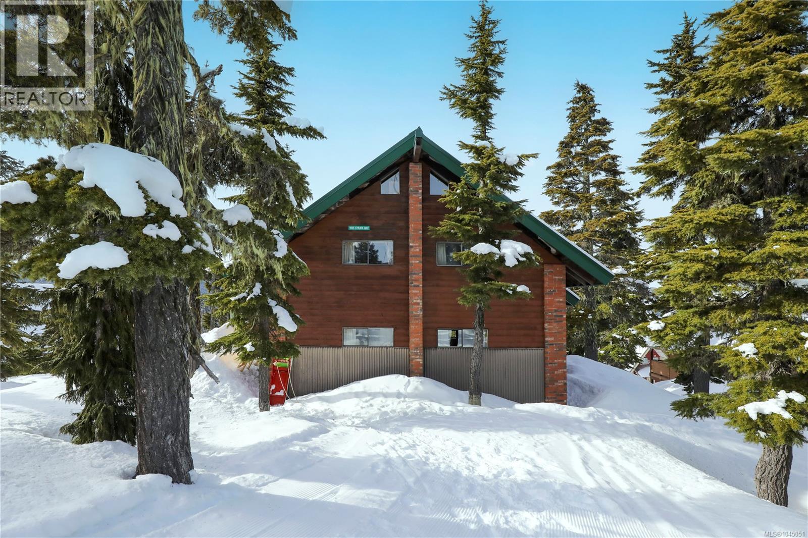 1005 Strata Way, Courtenay — photo 2