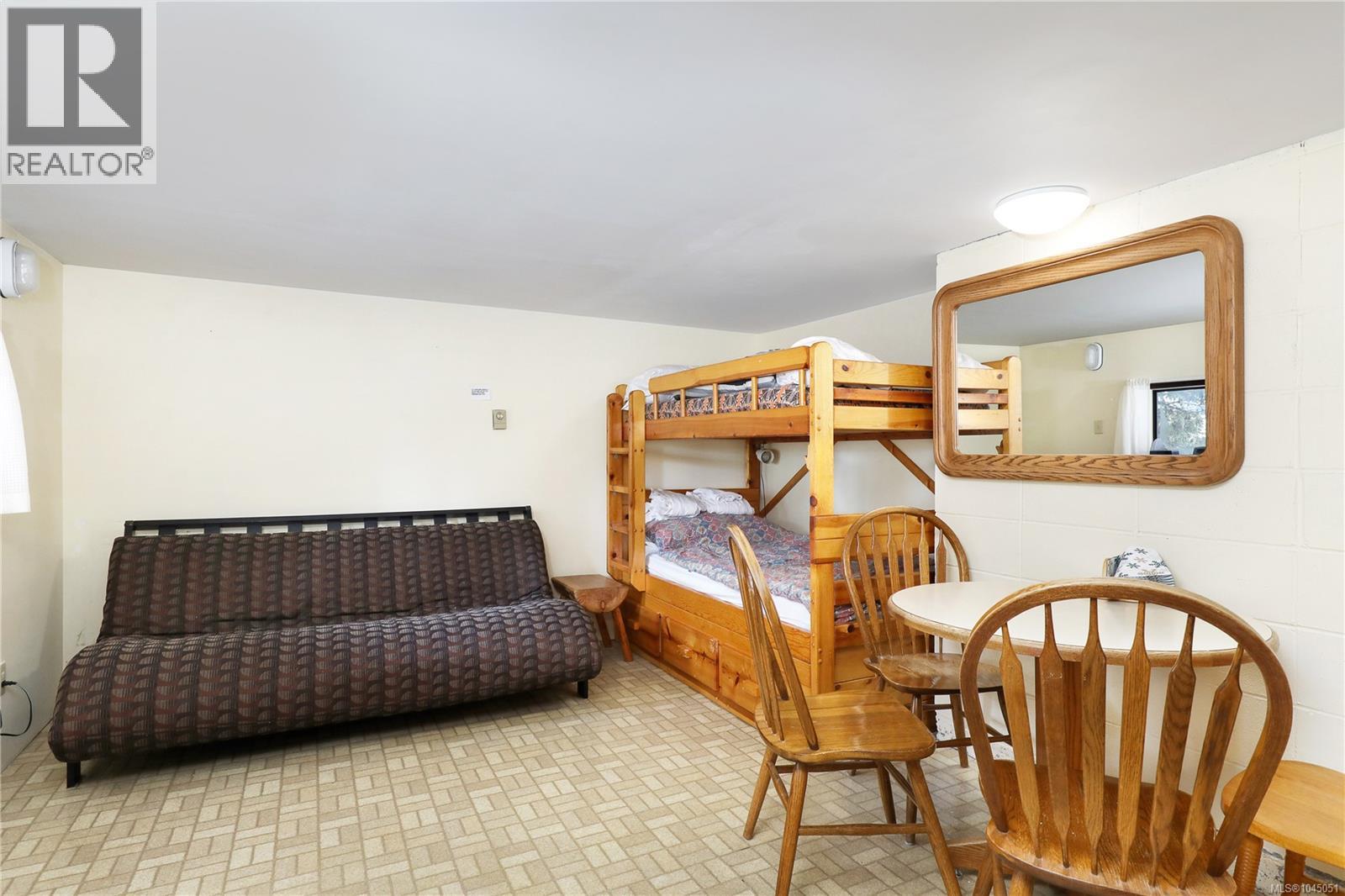 1005 Strata Way - 43