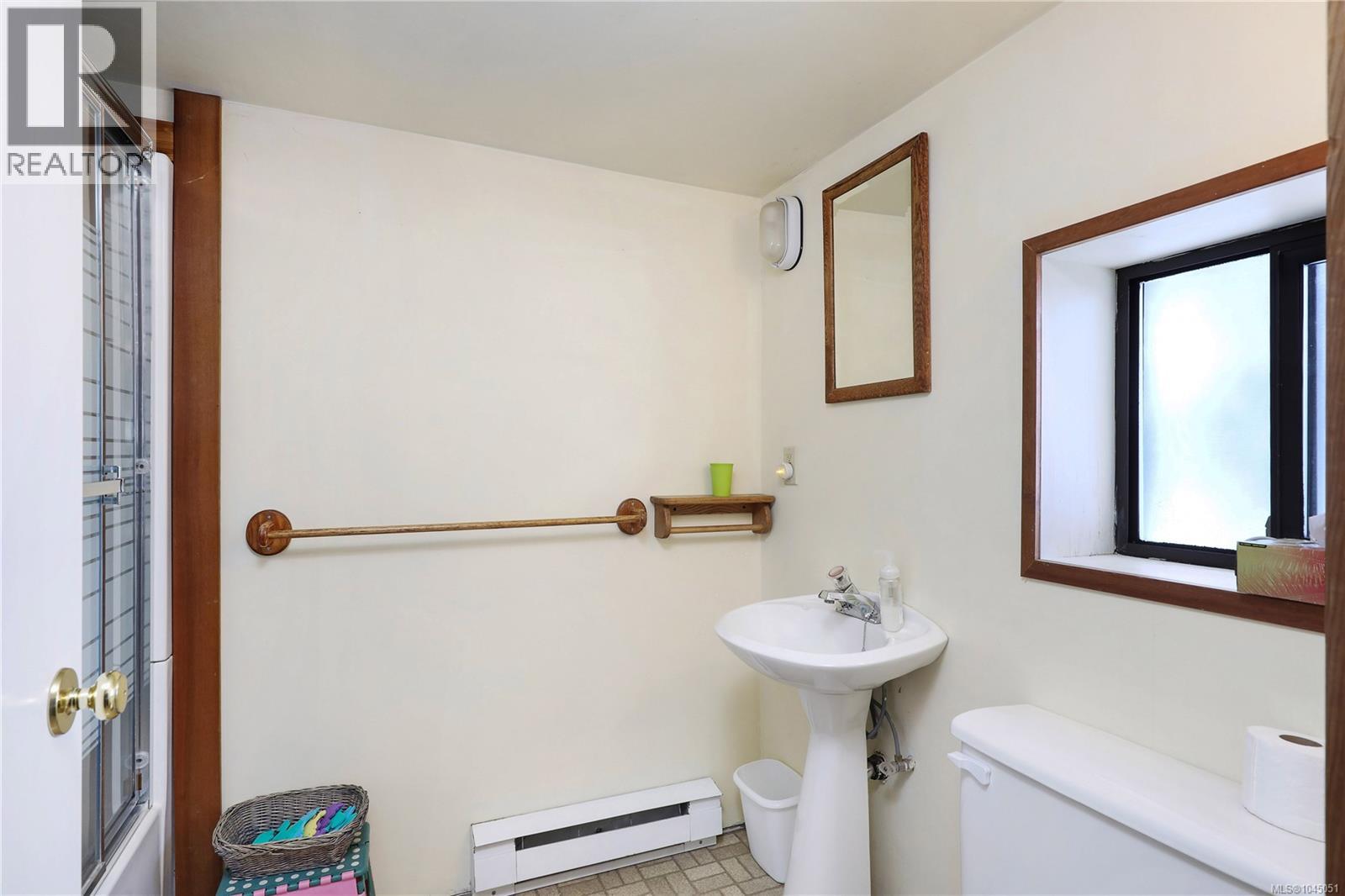 1005 Strata Way - 45