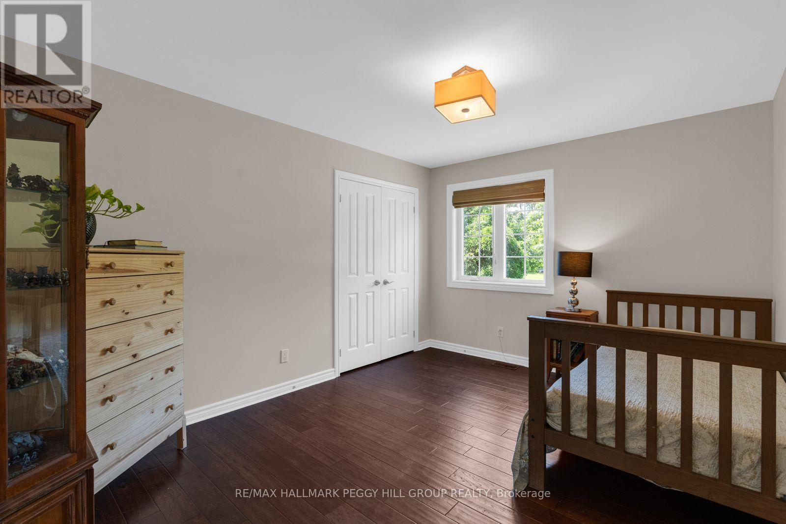29 PRIEST AVENUE - 12