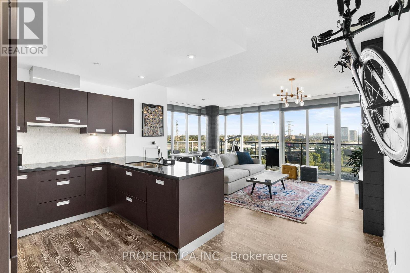 #1211 90 PARK LAWN ROAD - Image 12