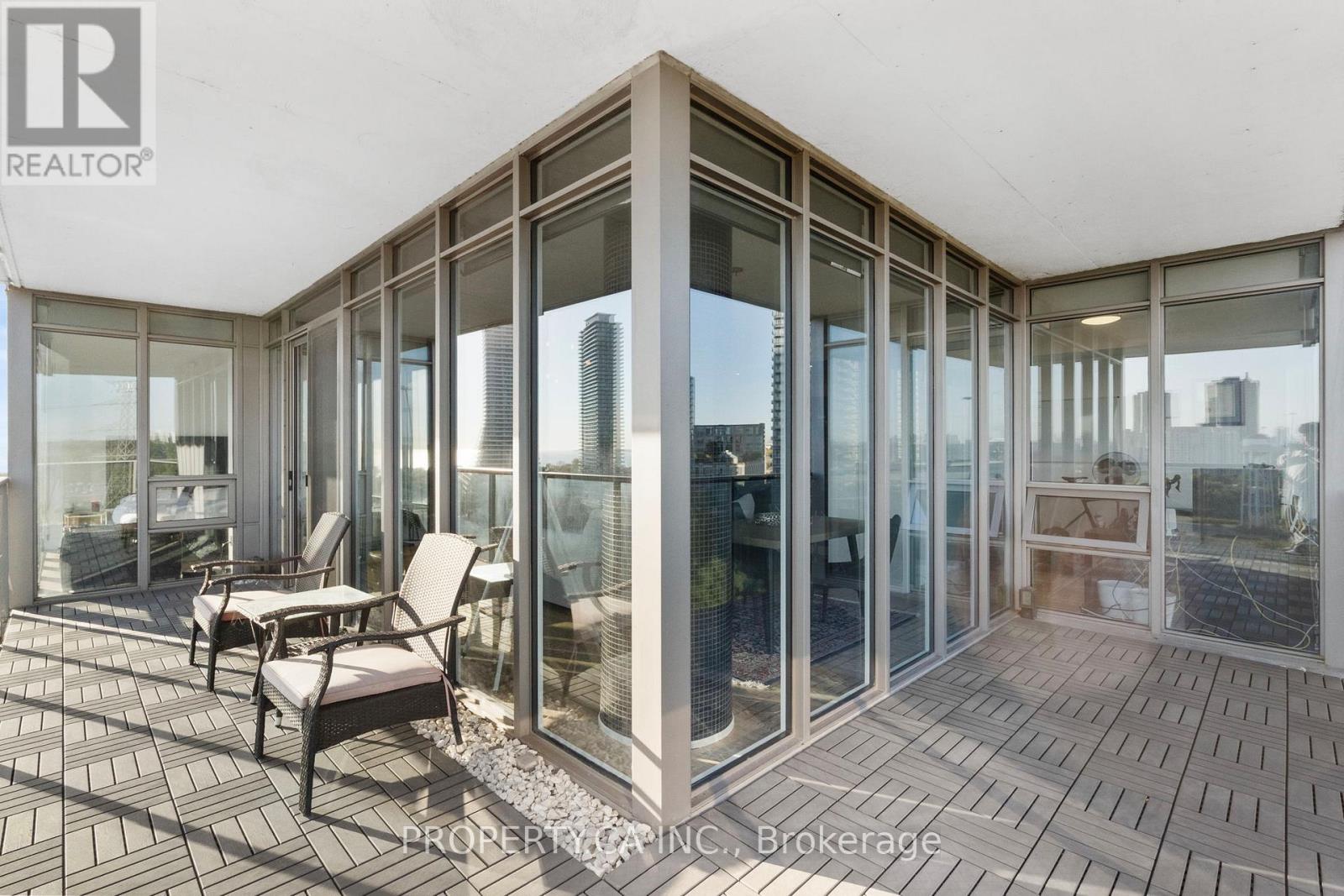 #1211 90 PARK LAWN ROAD - 38