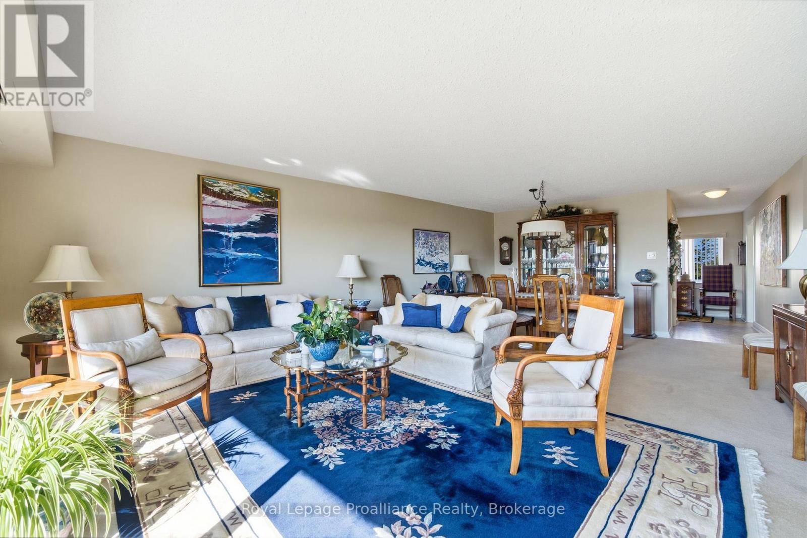 #401 2 SOUTH FRONT STREET - 22
