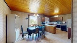 139100 #6 Highway, Camper, MB R0C0E0 Photo 12