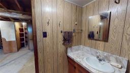 139100 #6 Highway, Camper, MB R0C0E0 Photo 39