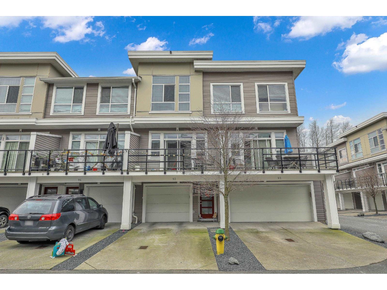 93 8413 MIDTOWN WAY, Chilliwack Proper South