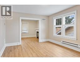 Living room/Dining room - 1358 Pierre Unit# Upper, Windsor, ON N9A2N7 Photo 7