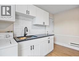 1358 Pierre Unit# Upper, Windsor, ON N9A2N7 Photo 10