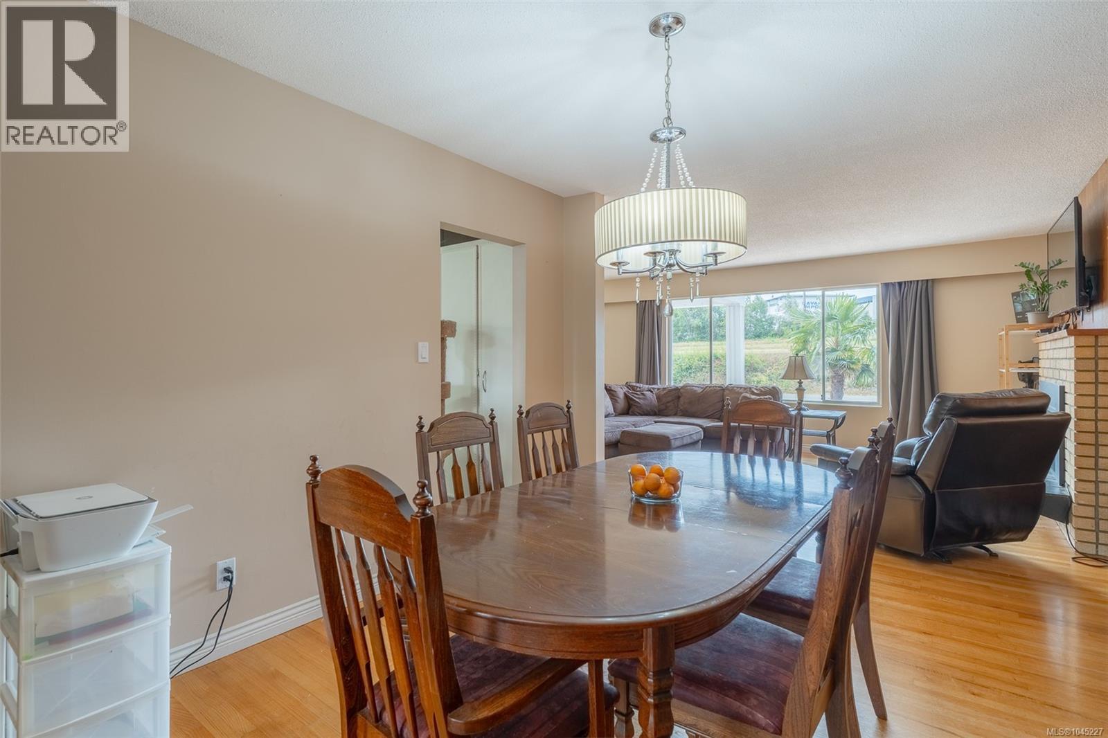 2490 Highland Blvd - 11