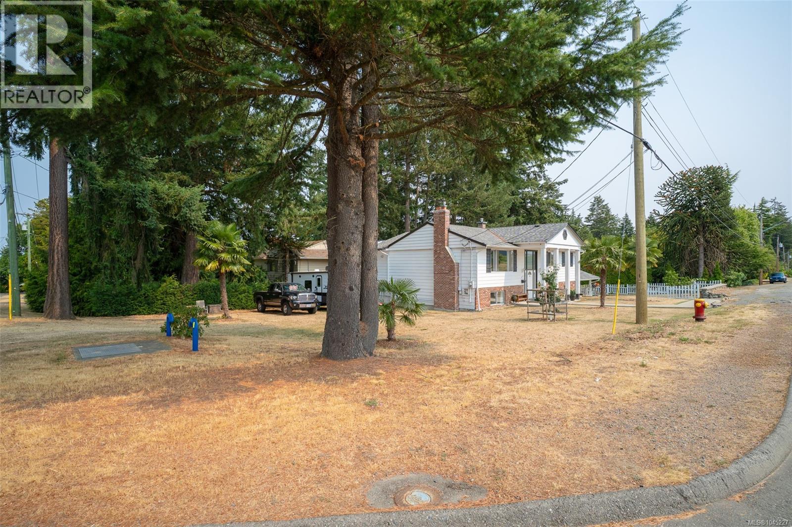 2490 Highland Blvd - Image 3