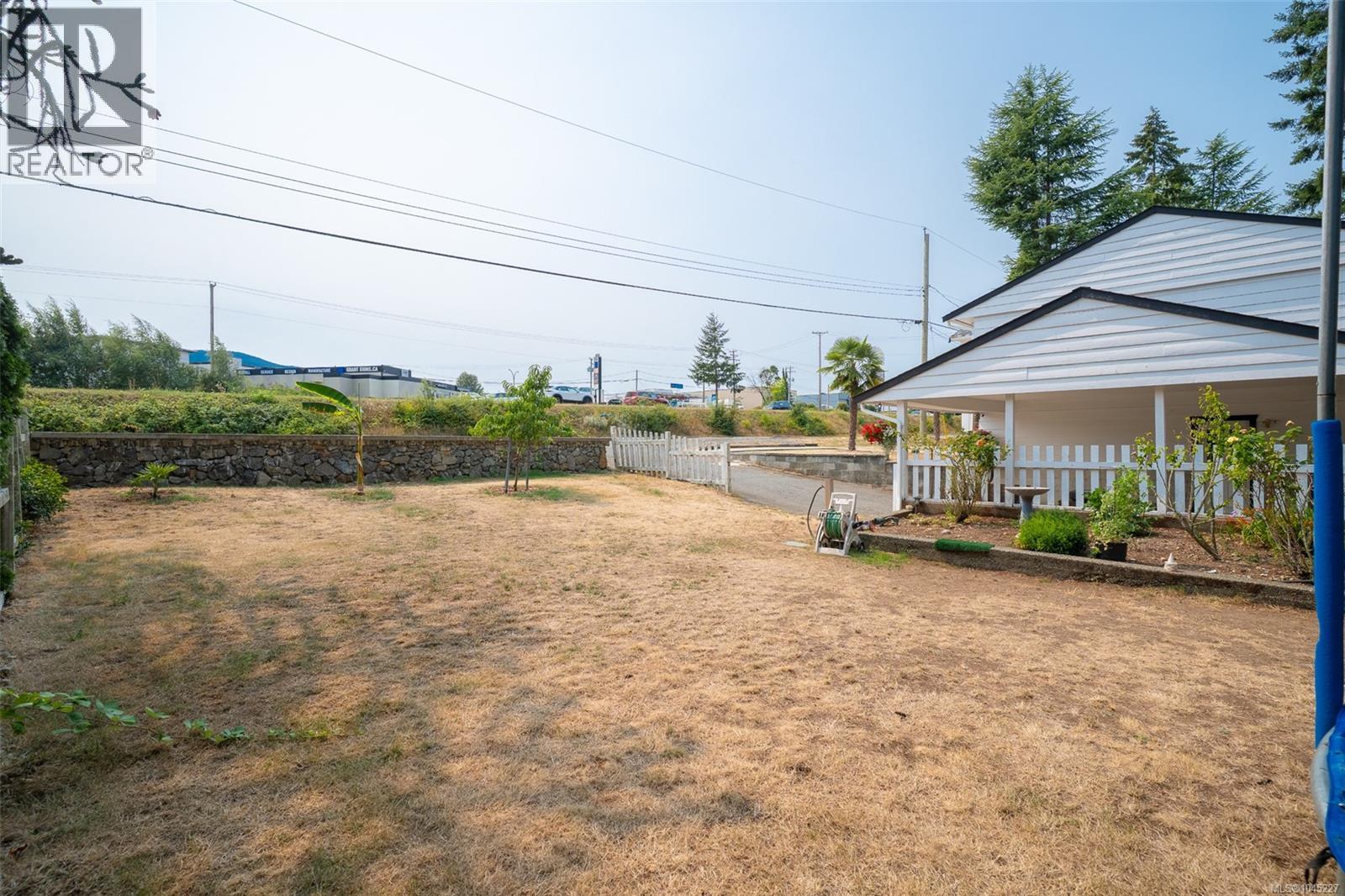 2490 Highland Blvd - 35