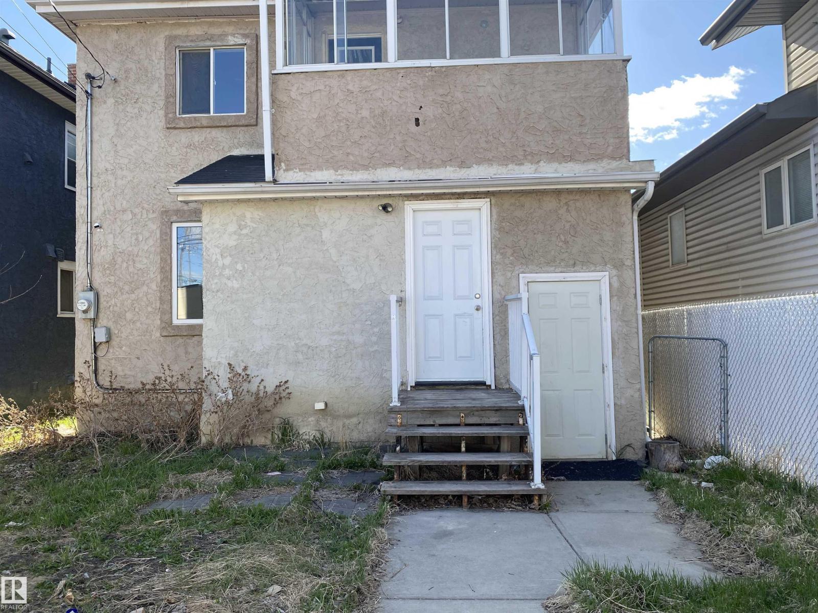 11029 95 ST NW - Image 38