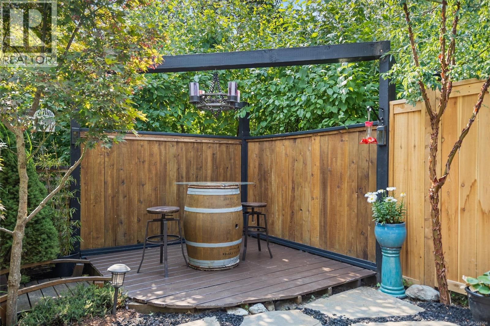1513 Regatta Pl - Image 24