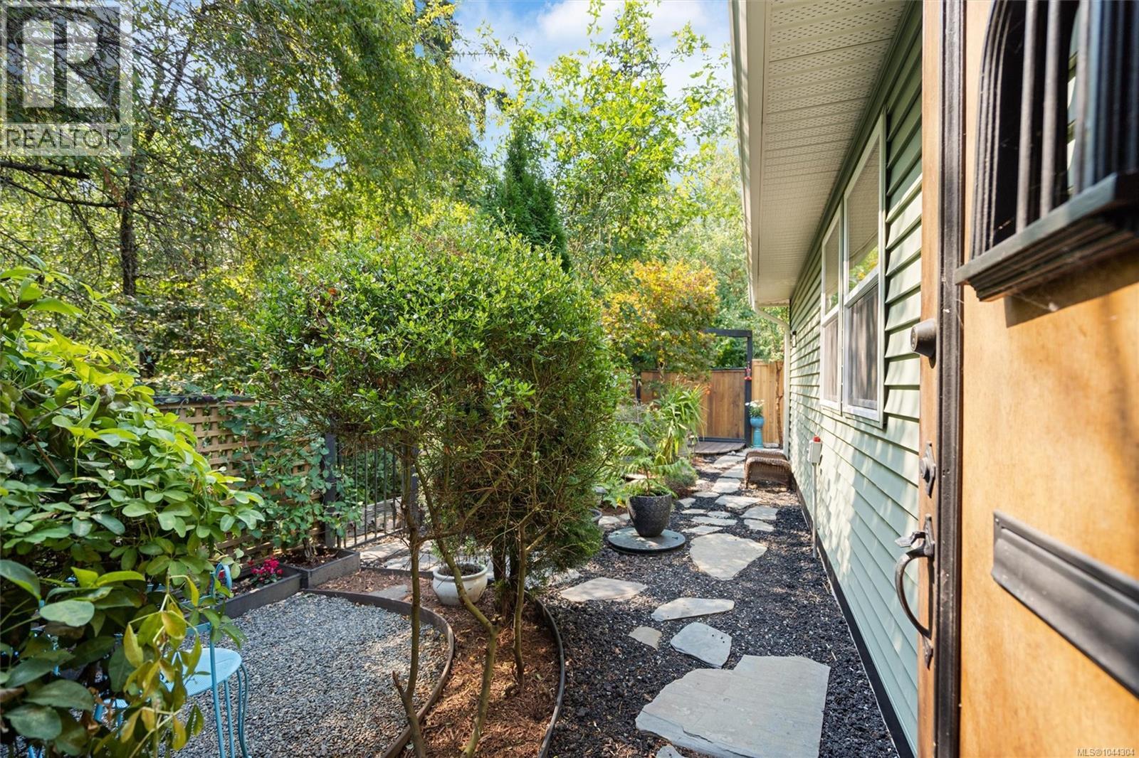 1513 Regatta Pl - Image 22