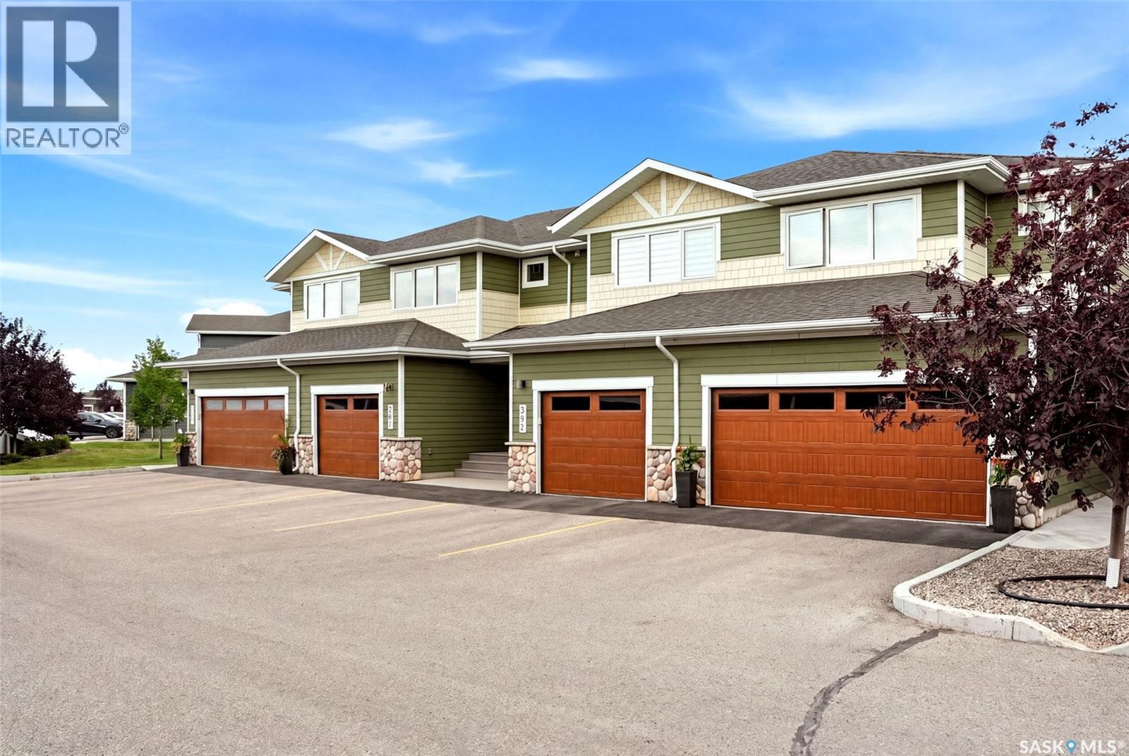 #351 4000 Sandhill CRESCENT - 45