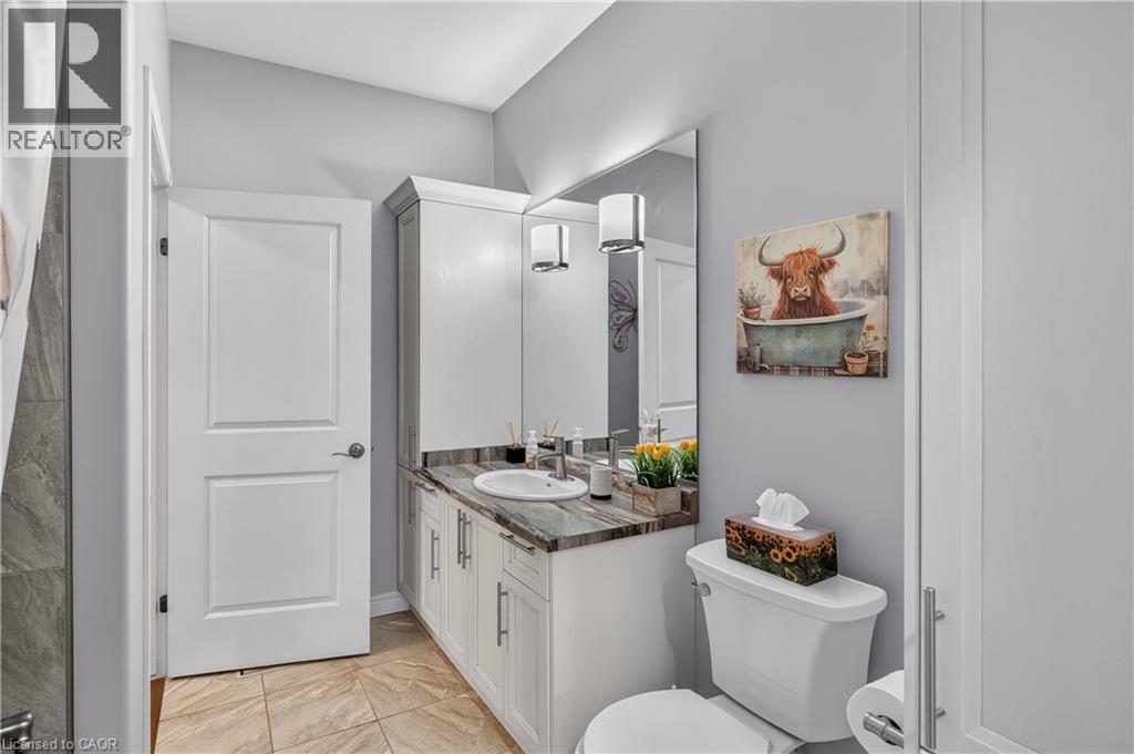 3-bedroom home for sale at 36 BANKS Street, Brantford ON · photo 27 of 49