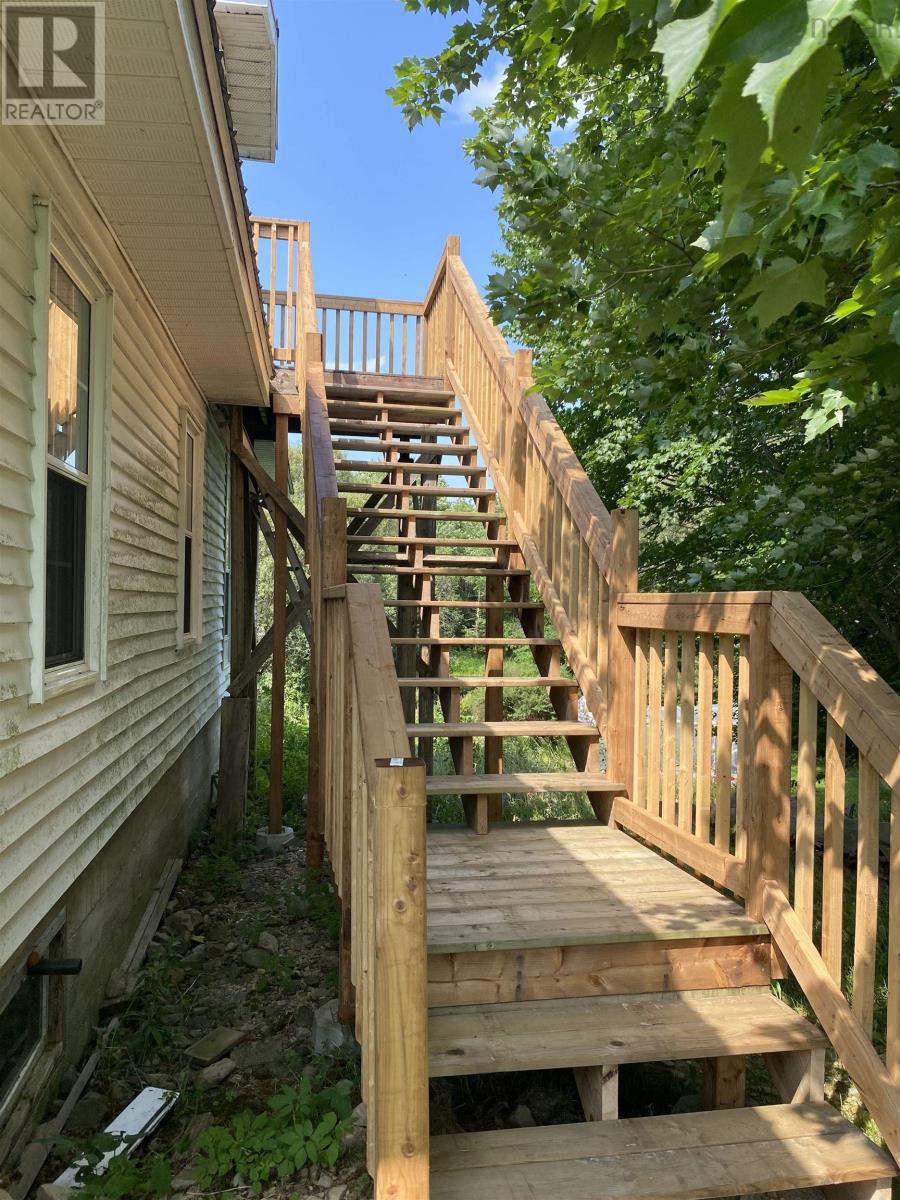 6536 Highway 340 - 21