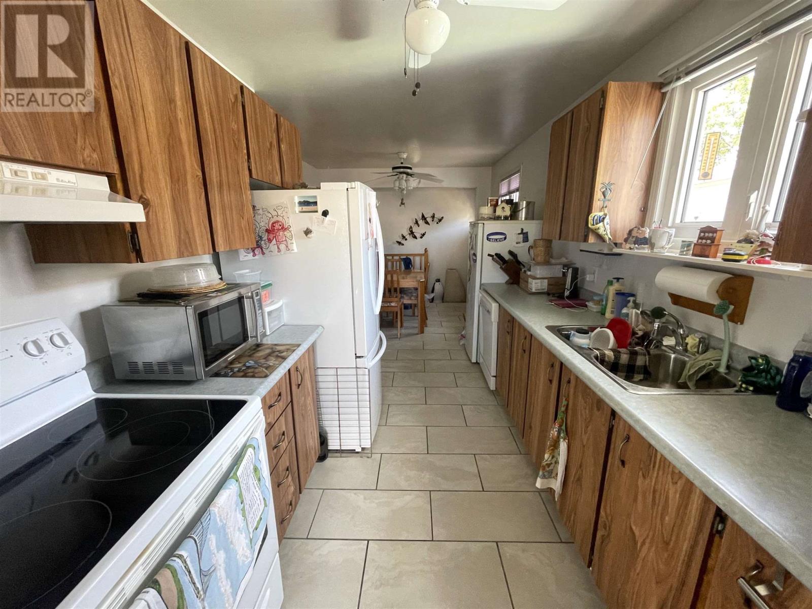 72 Farrell CRES - 14