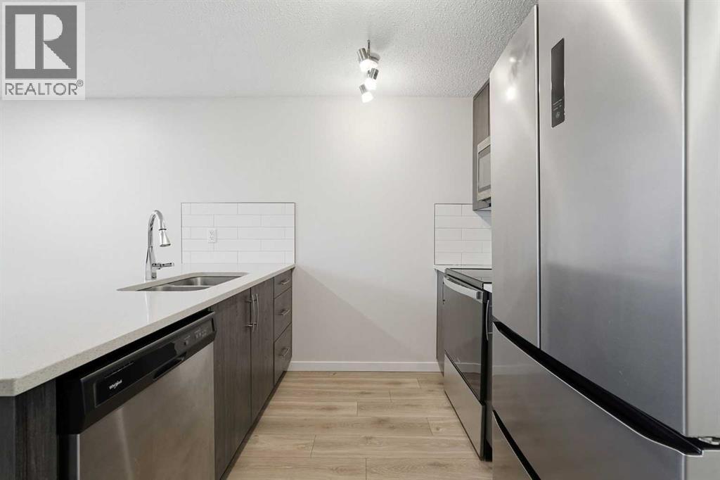 124 Cranbrook Square SE - 14