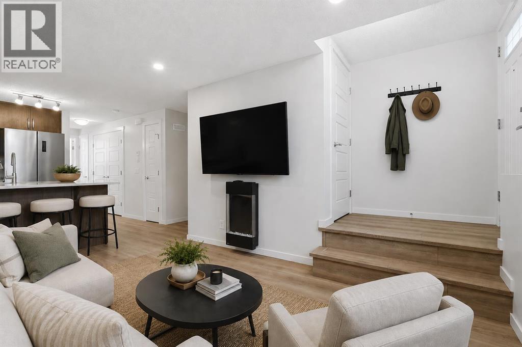 124 Cranbrook Square SE - 7