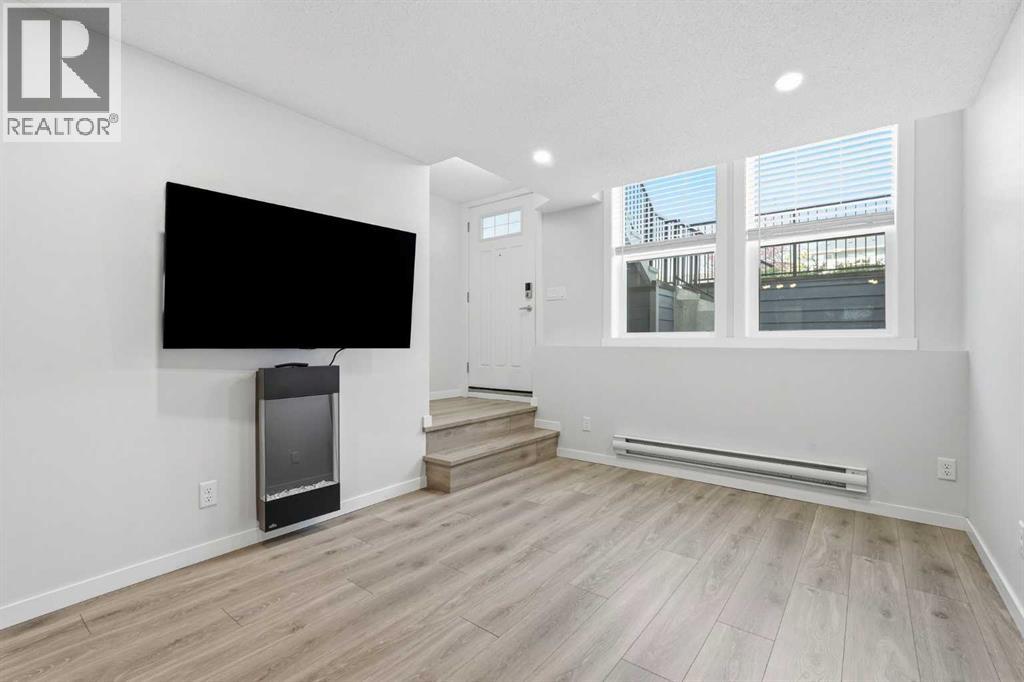 124 Cranbrook Square SE - 9