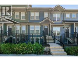 124 Cranbrook Square SE - photo 1