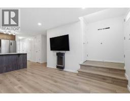 124 Cranbrook Square Se, Calgary, AB T3M3E3 Photo 8