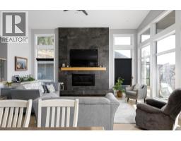 Kitchen - 2510 Tallus Heights Lane, West Kelowna, BC V4T3M2 Photo 11