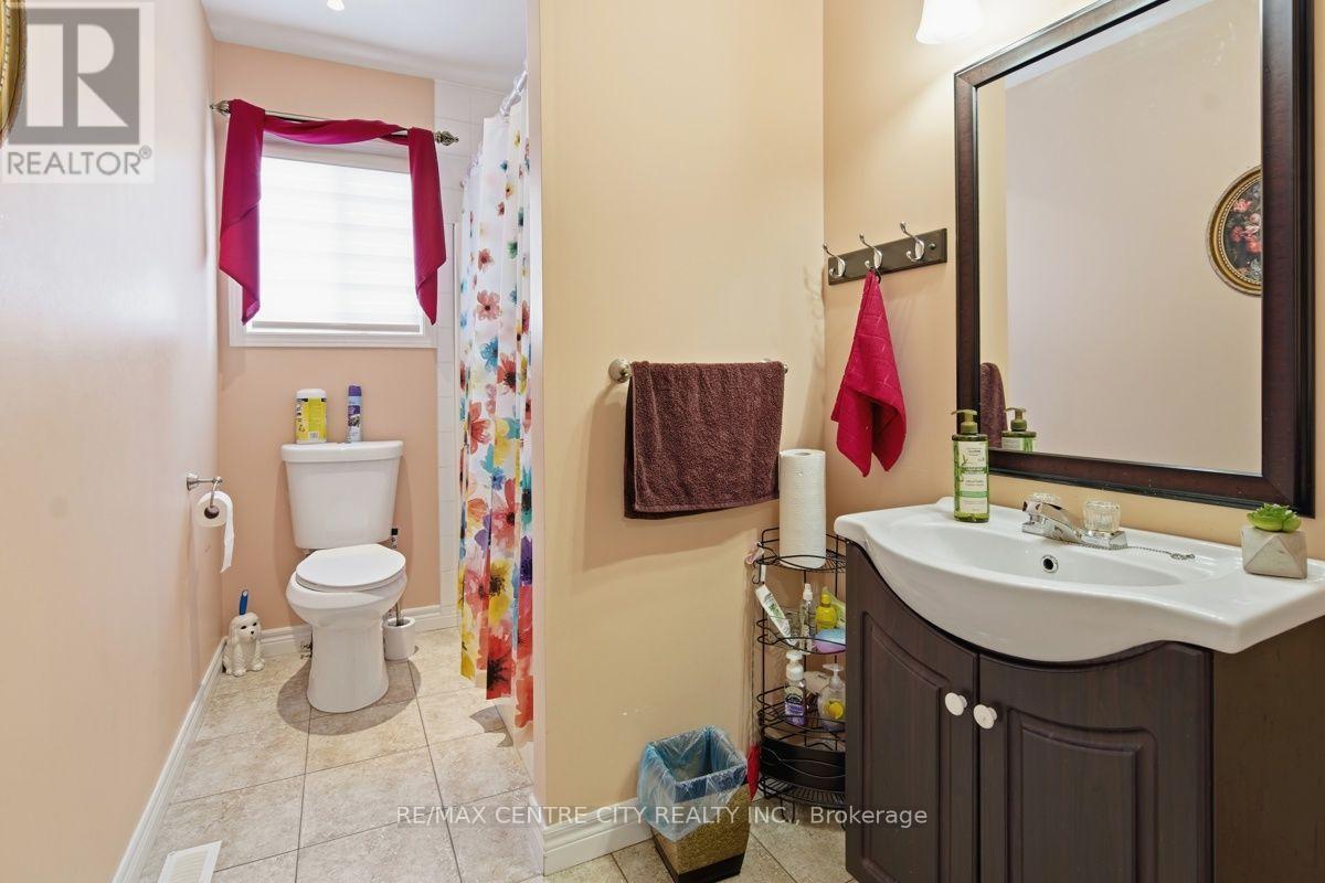 825 RAILTON AVENUE - Image 27
