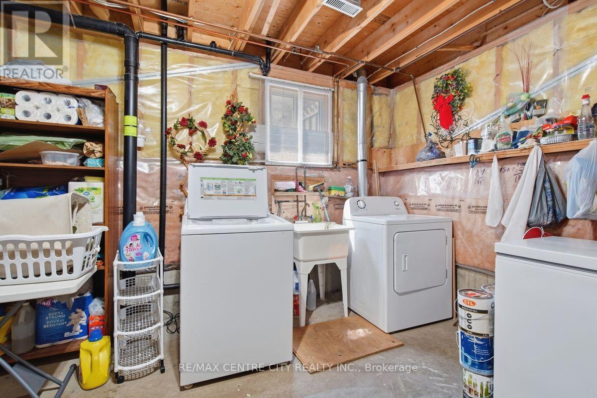 825 RAILTON AVENUE - 38