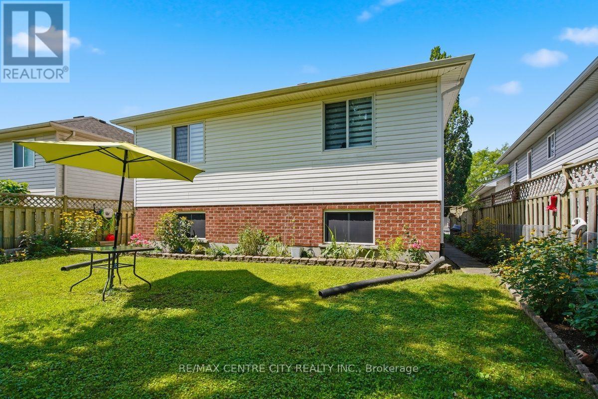 825 RAILTON AVENUE - 44