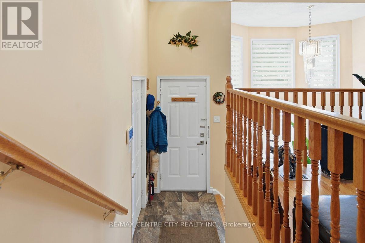 825 RAILTON AVENUE - Image 8