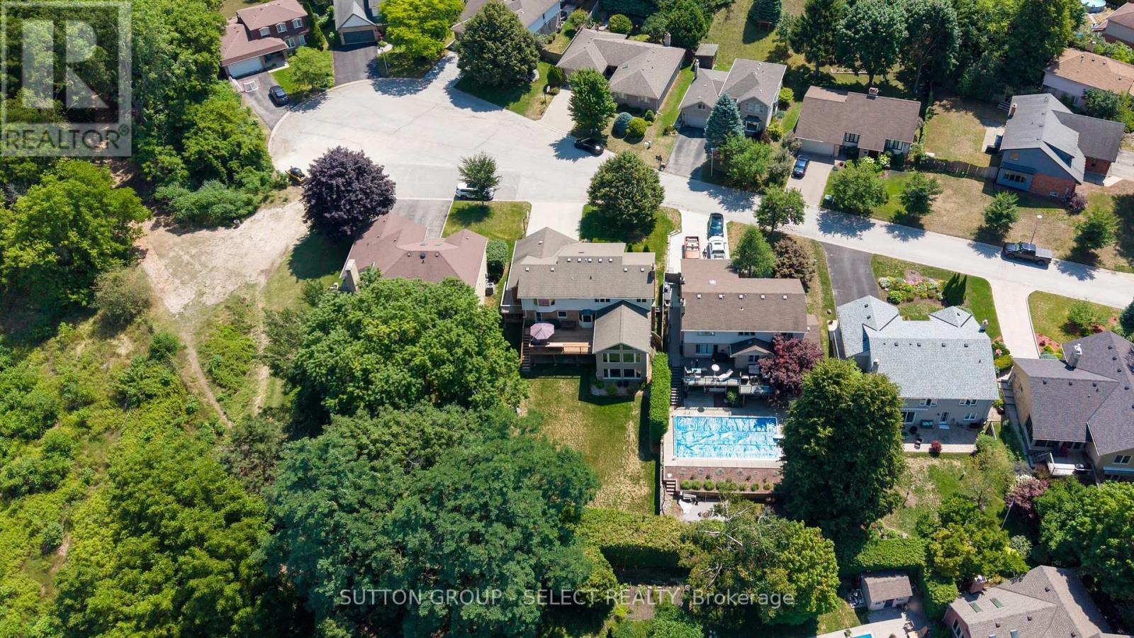 48 LOOKOUT COURT - Image 36