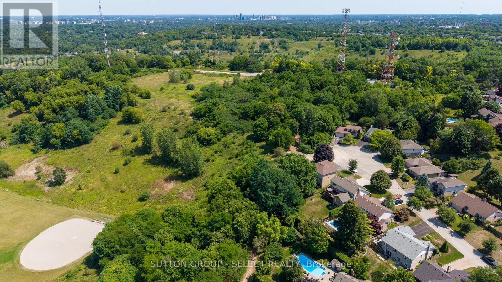 48 LOOKOUT COURT - Image 38